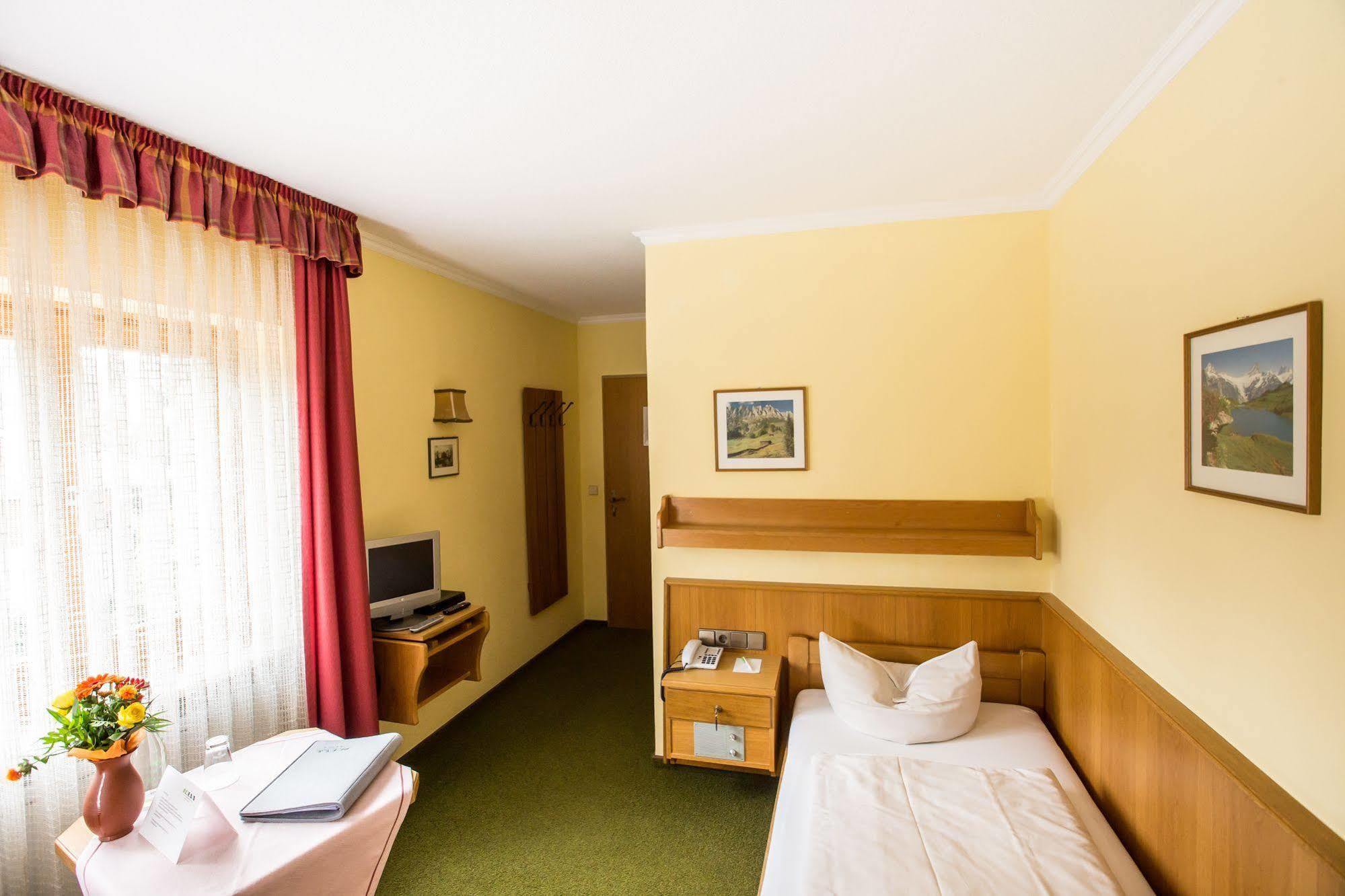 Hotel Sonnleiten Reit im Winkl Esterno foto