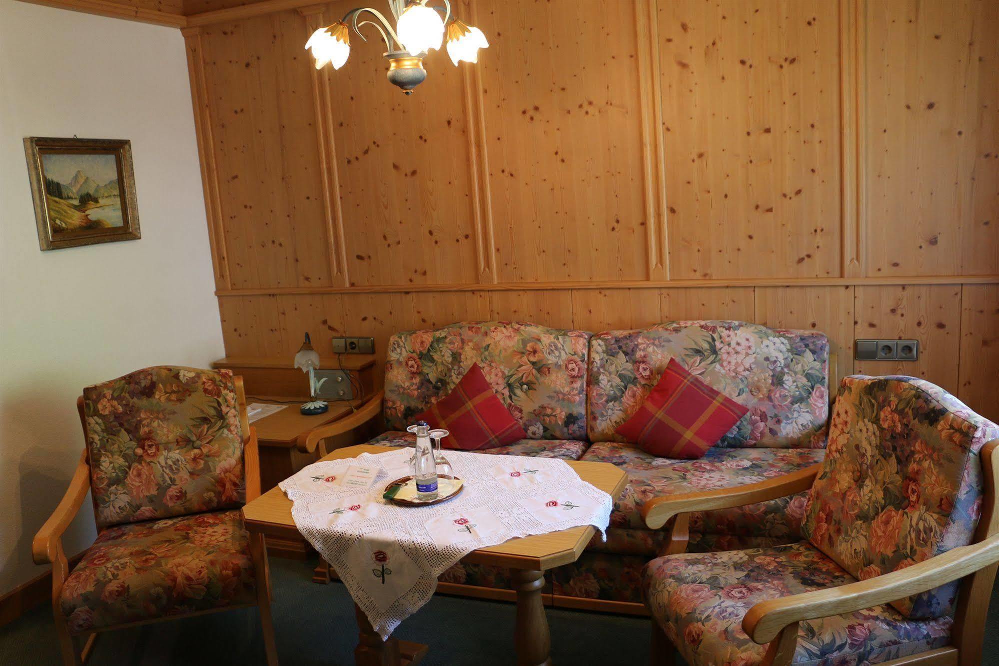 Hotel Sonnleiten Reit im Winkl Esterno foto